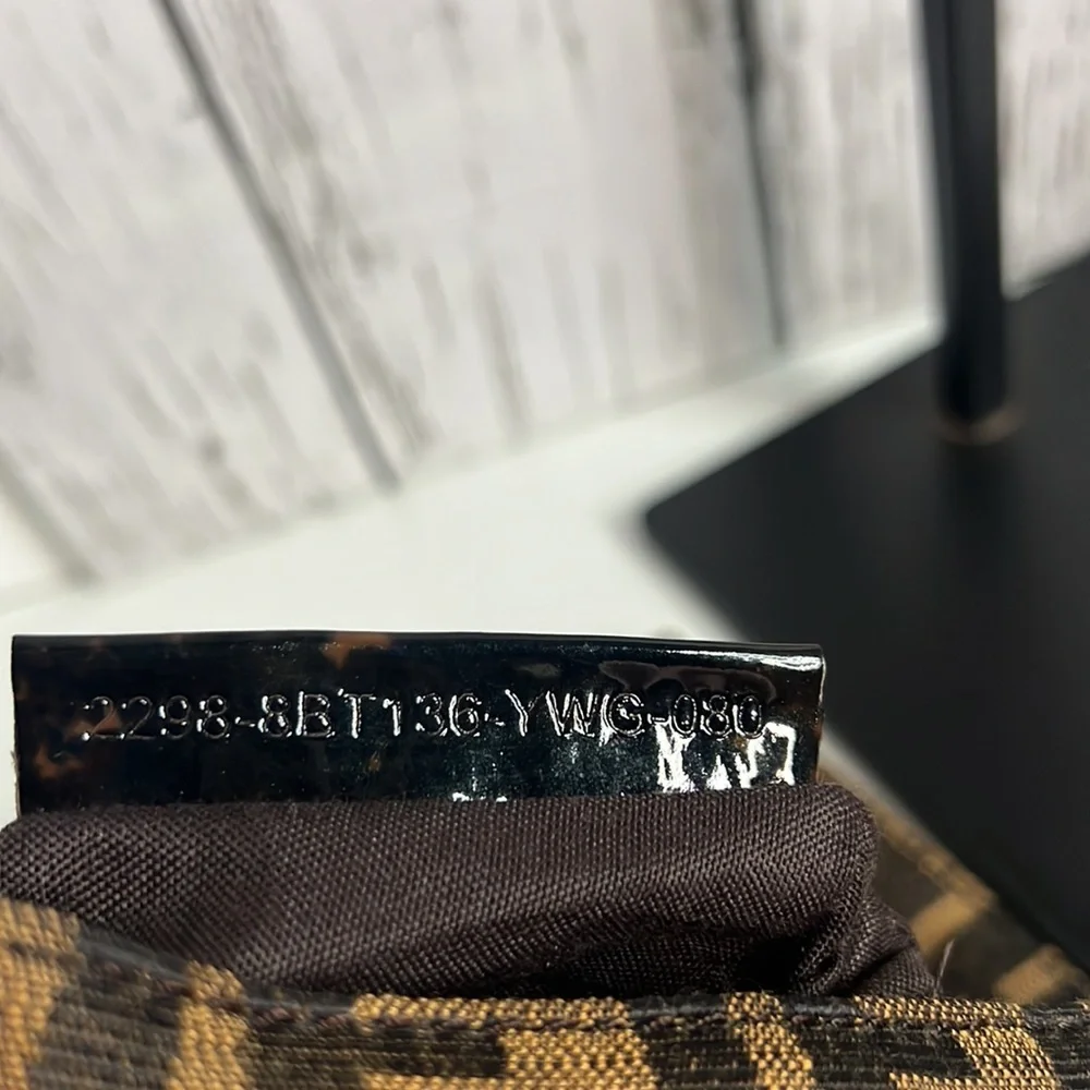 Fendi Vintage Zucca Baguette Shoulder Bag Brown Monogram Canvas Chain Strap - Picture 12 of 14